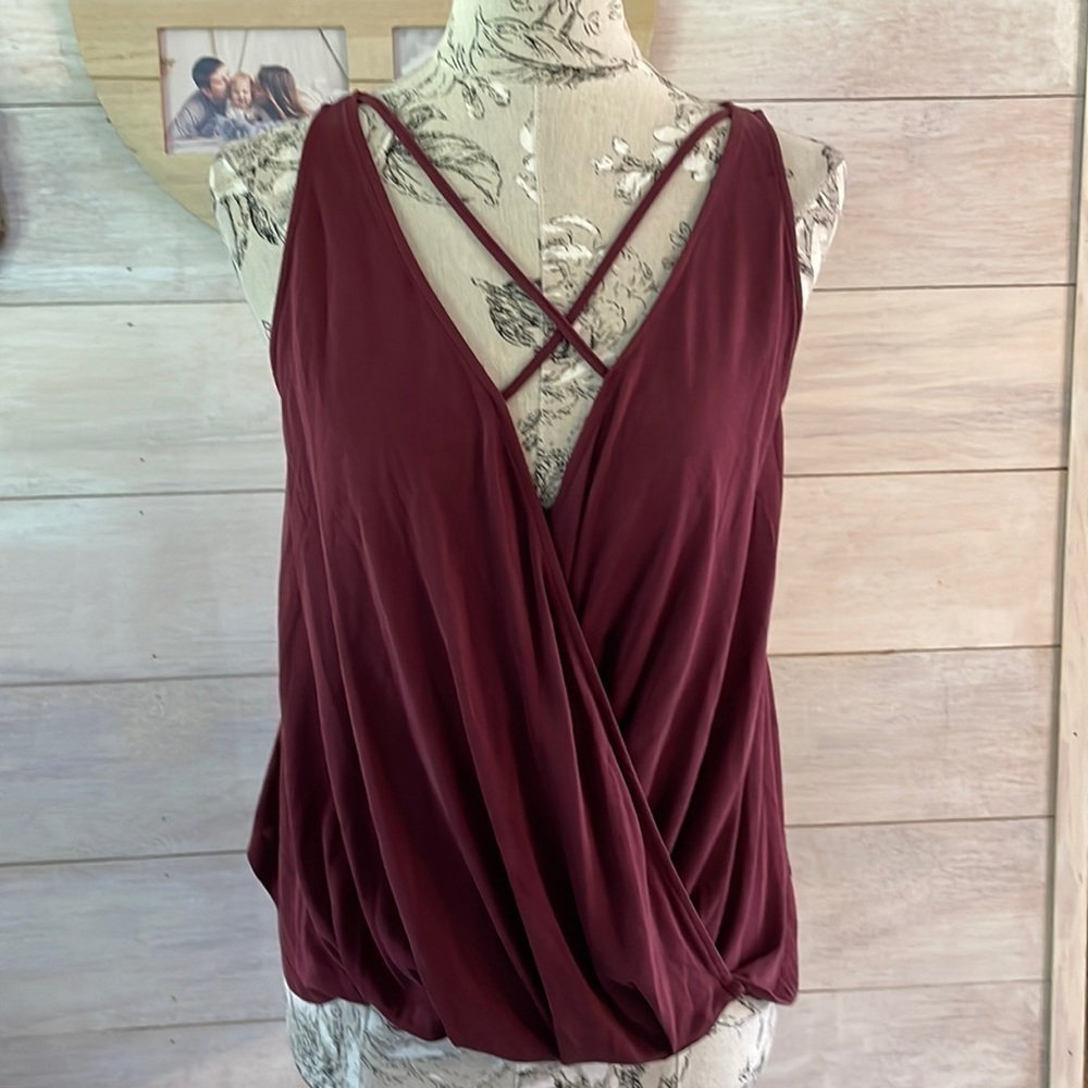 ALYA Cranberry Criss Cross Top XS